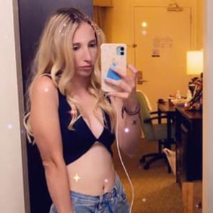 Meet your Posher, Kelli